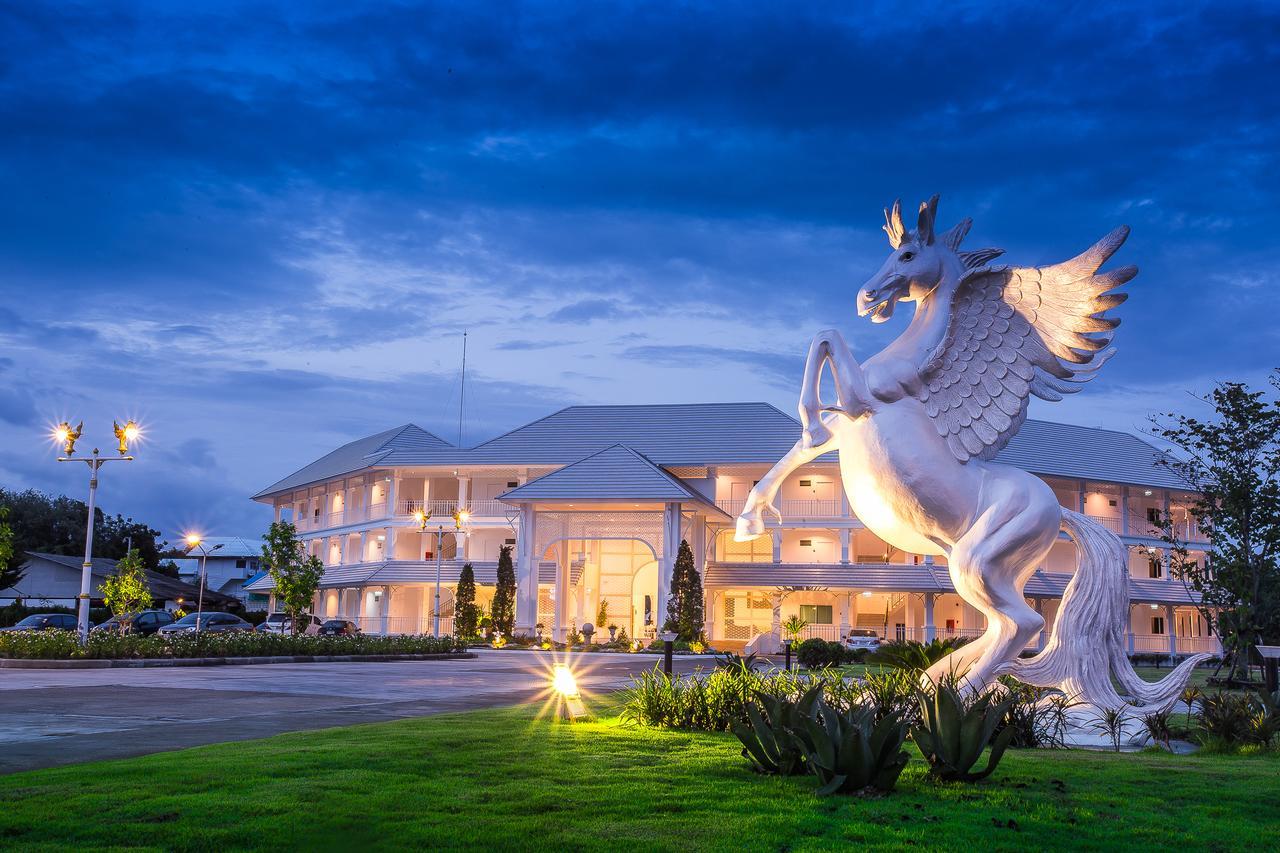 Hotel White House Tak Zewnętrze zdjęcie
